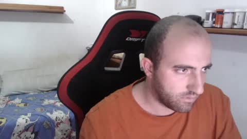 Snapshot of morenoch19 chatting on December 22, 3:44 pm alejo online show from December 22, 3:44 pm