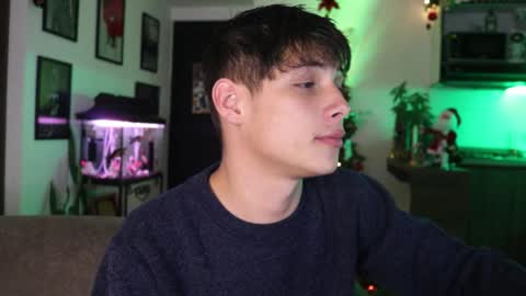 Snapshot of morgan_hiller chatting on January 7, 11:45 pm online show from January 7, 11:45 pm