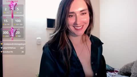 Moriah online show from December 16, 10:03 pm