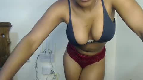 Snapshot of morning_bliss chatting on December 3, 1:54 pm Mellisa online show from December 3, 1:54 pm