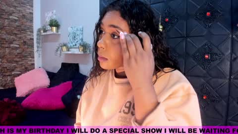 Morocha  online show from December 25, 11:11 am