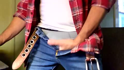 Snapshot of mountainmanny chatting on October 17, 11:24 am Manny online show from October 17, 11:24 am