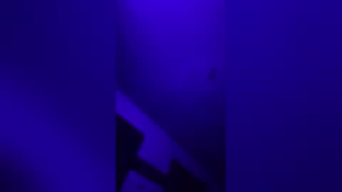 Snapshot of mozzsexymama25 chatting on December 14, 11:48 am mozzsexymama25 online show from December 14, 11:48 am