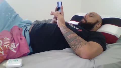 Snapshot of mr8plus chatting on January 8, 8:07 pm Mr8 online show from January 8, 8:07 pm