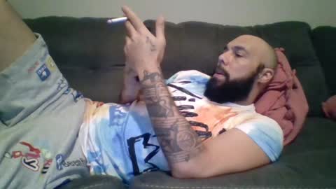 Snapshot of mr8plus chatting on January 15, 1:34 am Mr8 online show from January 15, 1:34 am