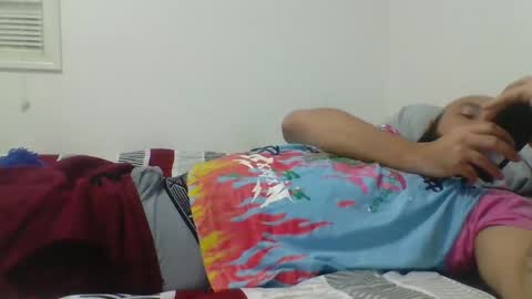 Snapshot of mr8plus chatting on January 24, 3:43 am Mr8 online show from January 24, 3:43 am