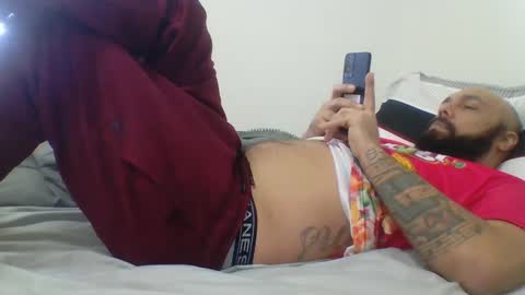 Snapshot of mr8plus chatting on January 26, 9:40 pm Mr8 online show from January 26, 9:40 pm