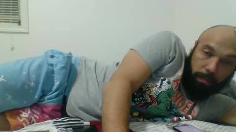 Snapshot of mr8plus chatting on January 28, 4:08 am Mr8 online show from January 28, 4:08 am