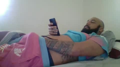 Snapshot of mr8plus chatting on January 28, 9:19 pm Mr8 online show from January 28, 9:19 pm