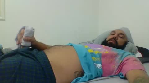 Snapshot of mr8plus chatting on January 29, 6:54 am Mr8 online show from January 29, 6:54 am