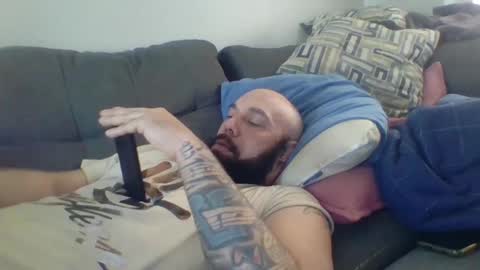 Snapshot of mr8plus chatting on March 12, 8:41 pm Mr8 online show from March 12, 8:41 pm