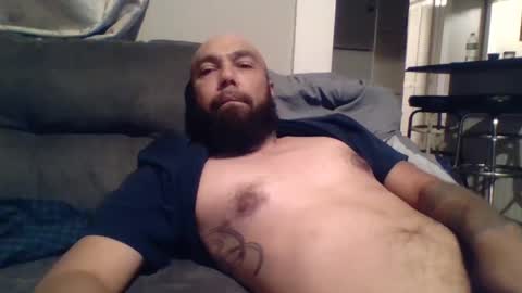 Snapshot of mr8plus chatting on September 24, 12:58 am Mr8 online show from September 24, 12:58 am