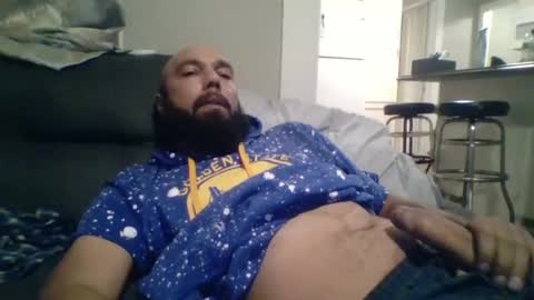 Snapshot of mr8plus chatting on October 10, 12:53 am Mr8 online show from October 10, 12:53 am