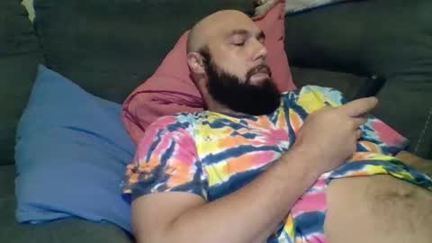 Snapshot of mr8plus chatting on November 8, 9:35 pm Mr8 online show from November 8, 9:35 pm