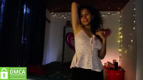 Snapshot of mr_mrscurie chatting on December 11, 9:34 pm Mr Mrs Curie online show from December 11, 9:34 pm