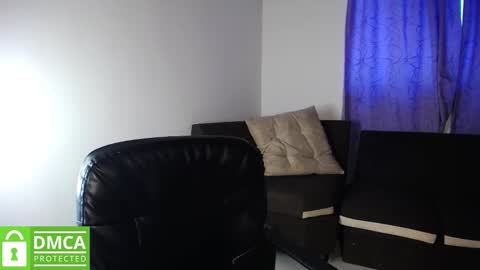 Snapshot of mr_mrscurie chatting on November 22, 5:34 pm Mr Mrs Curie online show from November 22, 5:34 pm