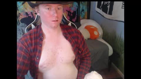 Snapshot of mr_strawberry chatting on October 23, 11:14 pm mr_strawberry online show from October 23, 11:14 pm