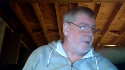 mrblade666 online show from December 18, 12:21 am