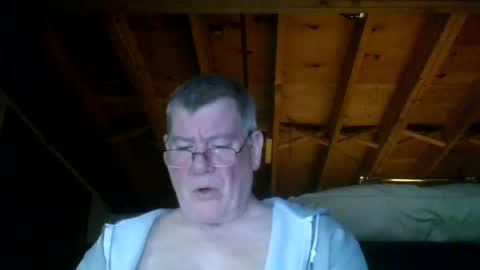 mrblade666 online show from February 24, 12:20 am