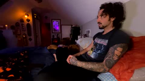 Snapshot of mrfanceypants chatting on October 5, 2:43 am mrfanceypants online show from October 5, 2:43 am