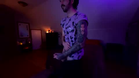 Snapshot of mrfanceypants chatting on December 18, 2:50 am mrfanceypants online show from December 18, 2:50 am