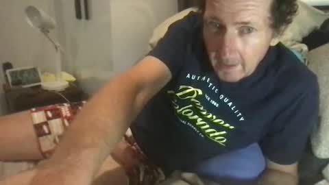 mrgray11xxx aussie online show from December 22, 2:47 pm