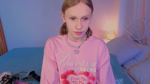 Snapshot of mrs_mills chatting on November 15, 5:27 am Barbie online show from November 15, 5:27 am