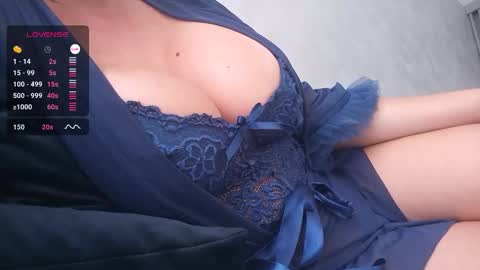 Snapshot of mrscummings chatting on September 23, 11:57 am C online show from September 23, 11:57 am