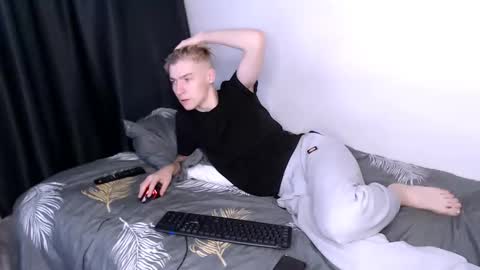 Adam online show from December 10, 11:54 am