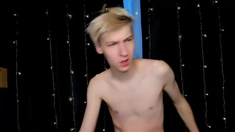 Adam online show from December 24, 8:55 am