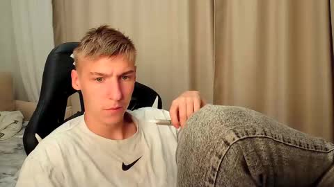 Adam online show from September 15, 8:47 am