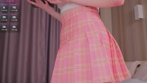 Snapshot of ms_evasweet chatting on October 5, 2:15 pm Eva 3 online show from October 5, 2:15 pm