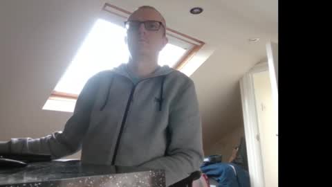 Snapshot of ms_ll_r_sexy chatting on December 14, 11:48 am MS online show from December 14, 11:48 am