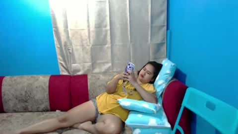 Nathalie online show from March 7, 2:25 am