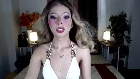 Snapshot of ms_seductivex chatting on February 25, 3:09 am Karina online show from February 25, 3:09 am