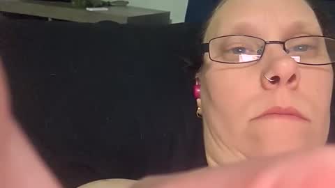 Snapshot of msalls1124 chatting on December 15, 6:50 am melissa online show from December 15, 6:50 am