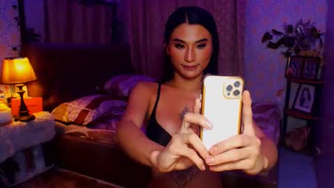 Thea online show from January 17, 11:06 am