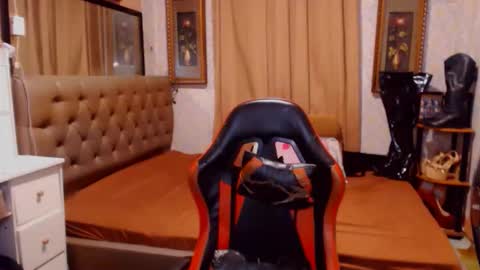 Thea online show from September 29, 11:15 am