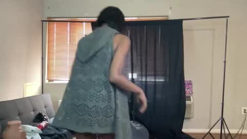 Merlin Mystique online show from February 1, 5:37 pm