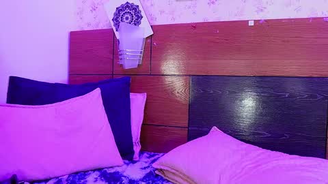 Manuela  online show from February 21, 9:24 am