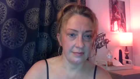 mswhitney618 online show from September 12, 8:47 am