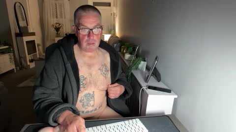 Snapshot of mtb1697 chatting on September 30, 10:59 pm mtb1697 online show from September 30, 10:59 pm