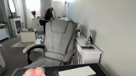 Snapshot of mtb1697 chatting on October 6, 8:56 am mtb1697 online show from October 6, 8:56 am