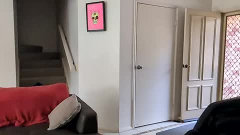 Snapshot of mudjimba chatting on December 16, 10:56 pm mudjimba online show from December 16, 10:56 pm