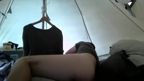 Snapshot of mudjimba chatting on October 29, 12:46 am mudjimba online show from October 29, 12:46 am