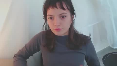   online show from November 18, 3:49 pm