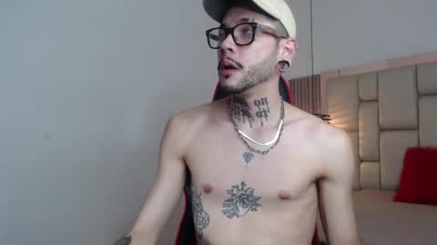 murdok  online show from February 6, 8:18 am