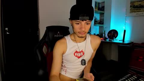 murielkarmesi online show from January 17, 1:56 pm