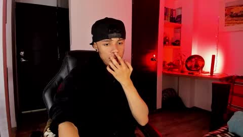 murielkarmesi online show from January 21, 2:00 am