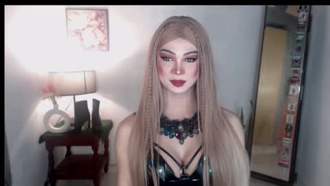 Snapshot of murphy_bitches chatting on September 17, 2:35 am MURPHY online show from September 17, 2:35 am